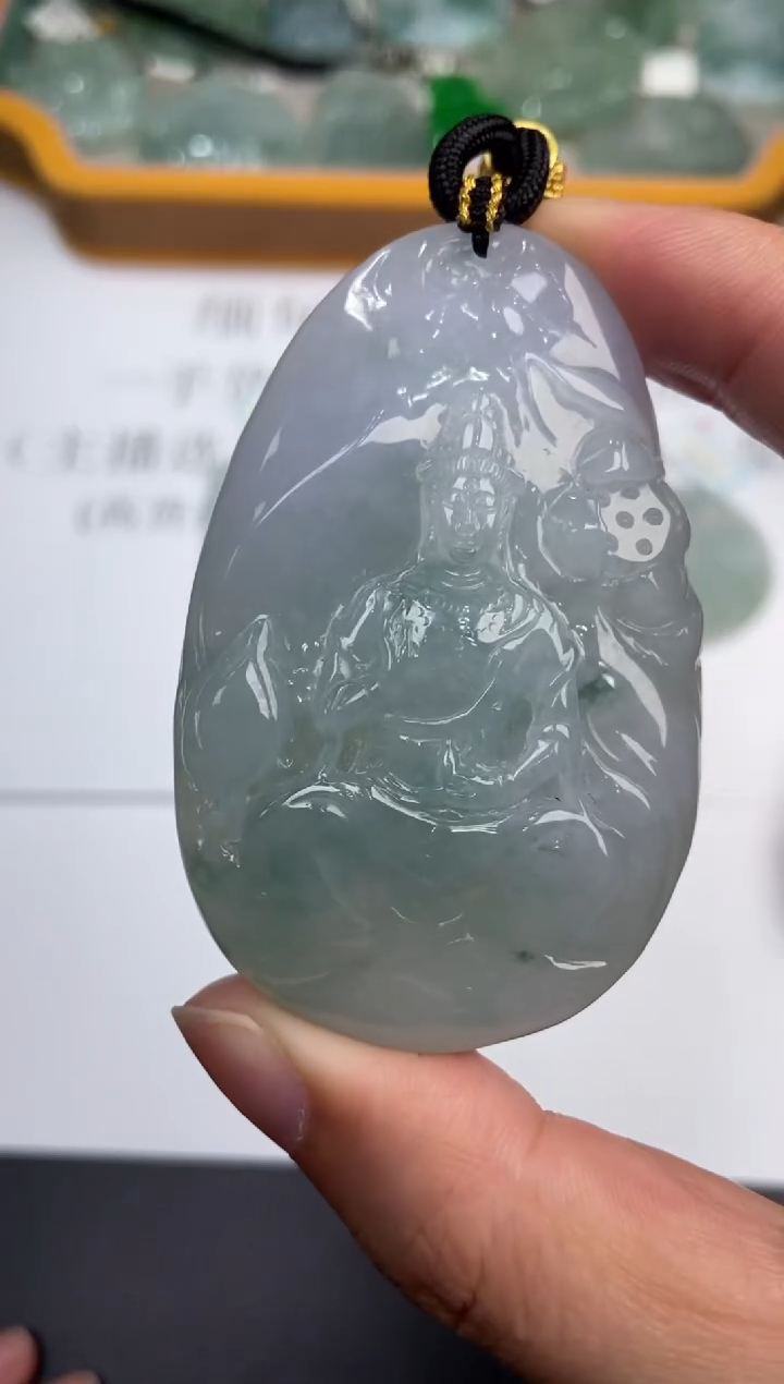 未镶嵌挂件翡翠373945   多人