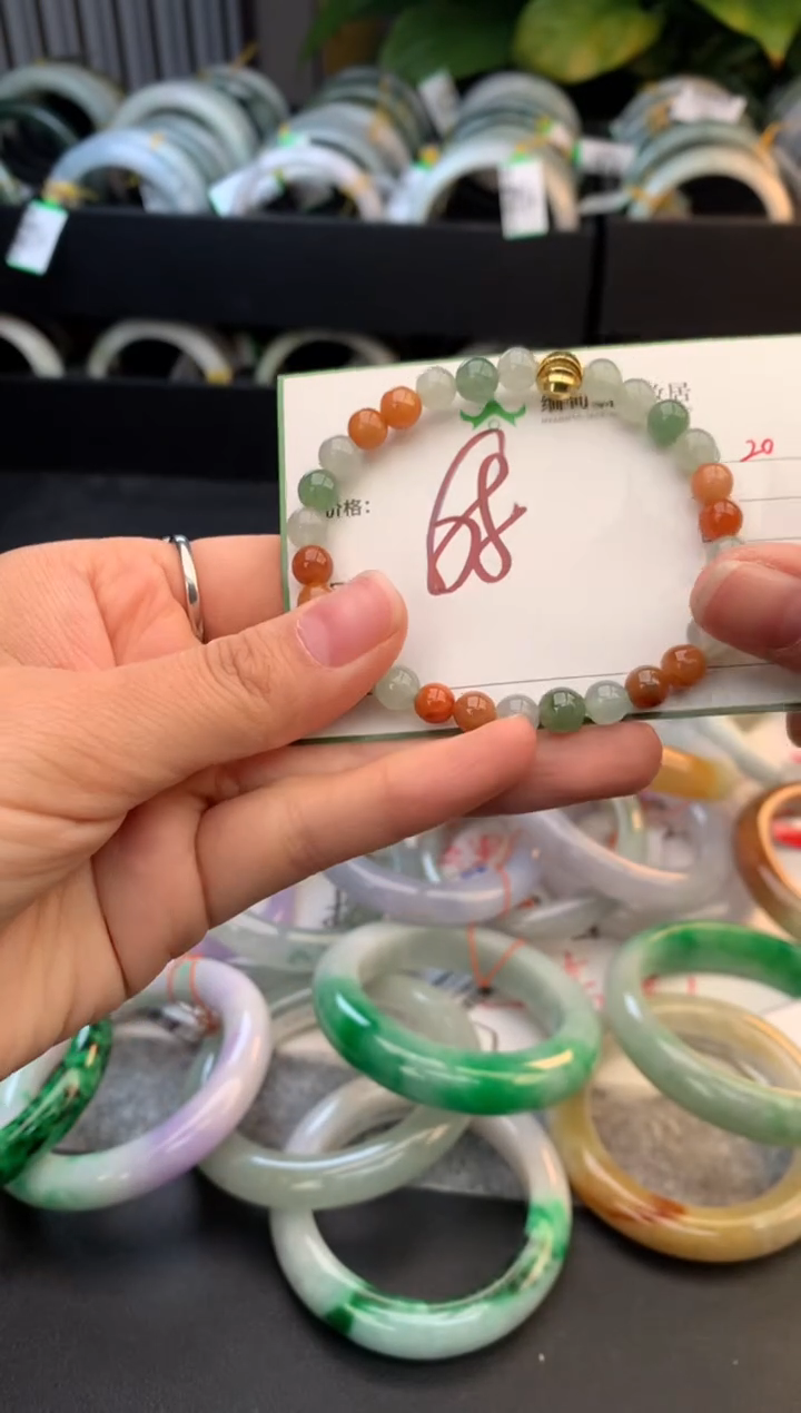 颈饰未镶嵌翡翠三*毛货需精细抛光+多人