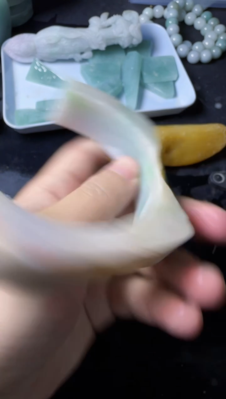 【闪购商品】翡翠颈饰未镶嵌130翡翠