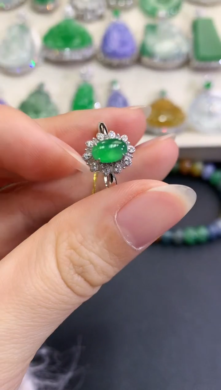 【闪购商品】翡翠戒指18K金镶嵌B24