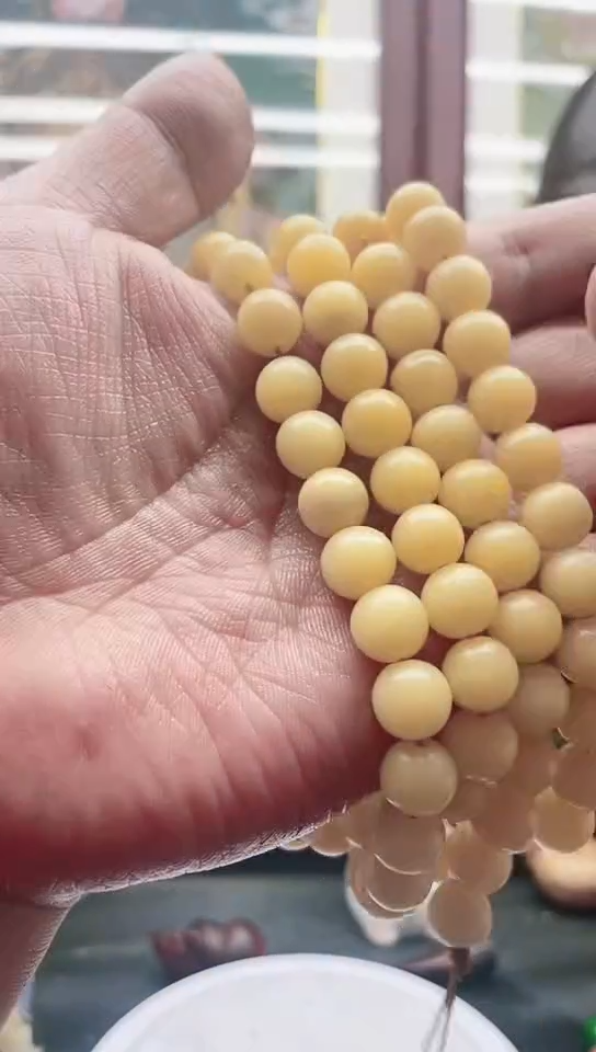 【闪购商品】075香榧木质手串工艺品