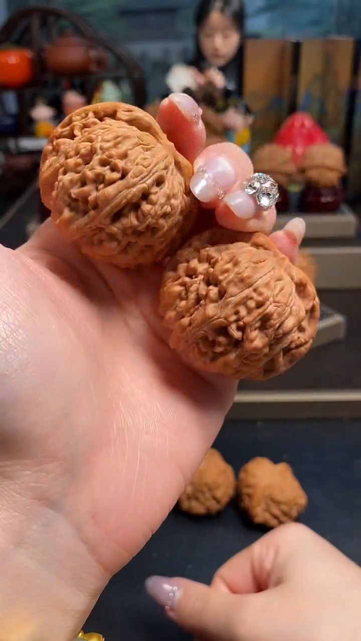 【闪购商品】文玩核桃吊坠K383四座楼45