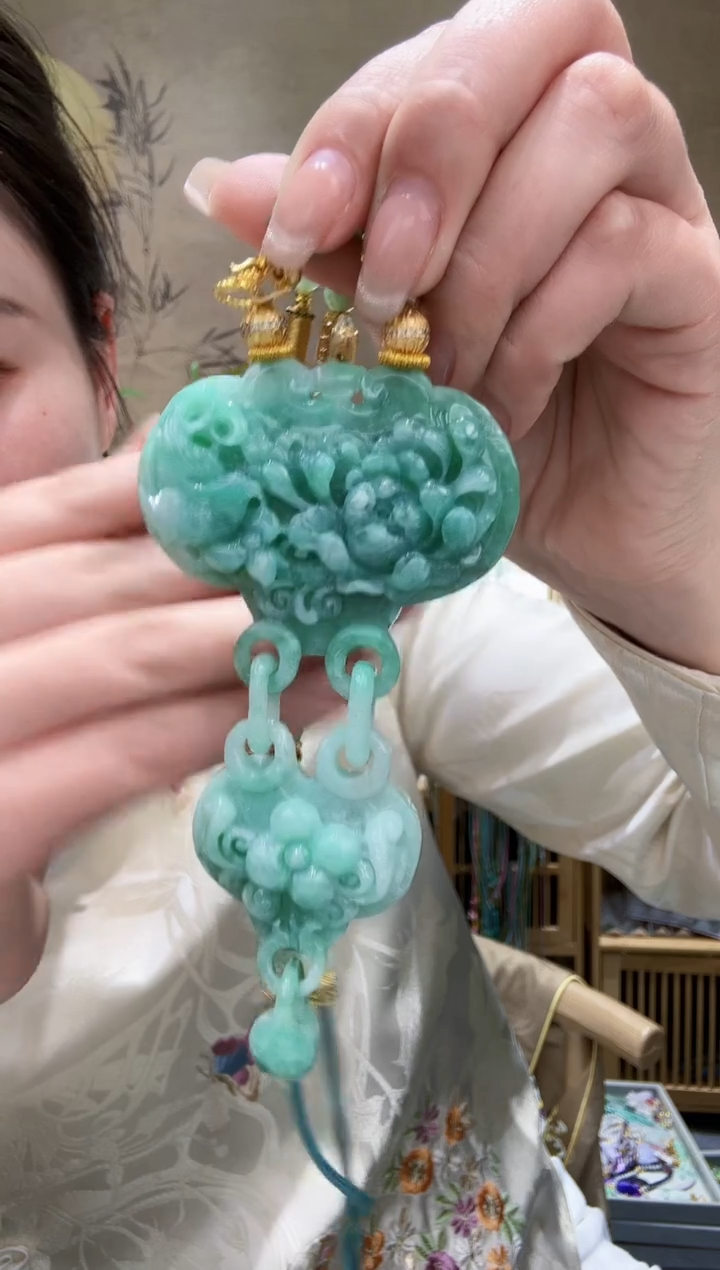 【闪购商品】翡翠颈饰未镶嵌吊坠