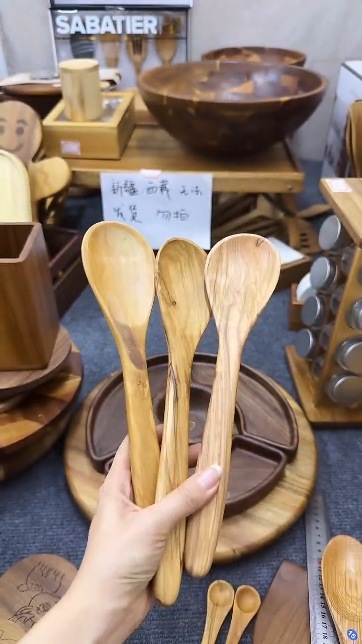 10元一个，橄榄木勺子，瑕疵品，不退不换