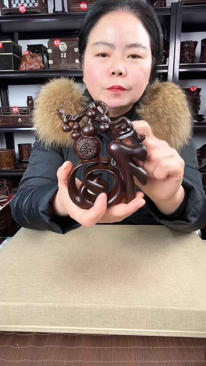 【闪购商品】木2998老李红木工艺品