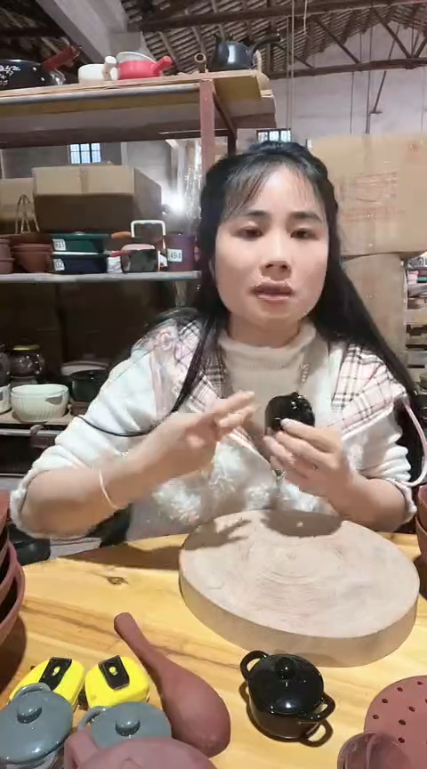 陶瑕疵黑色罐子4个不能明火