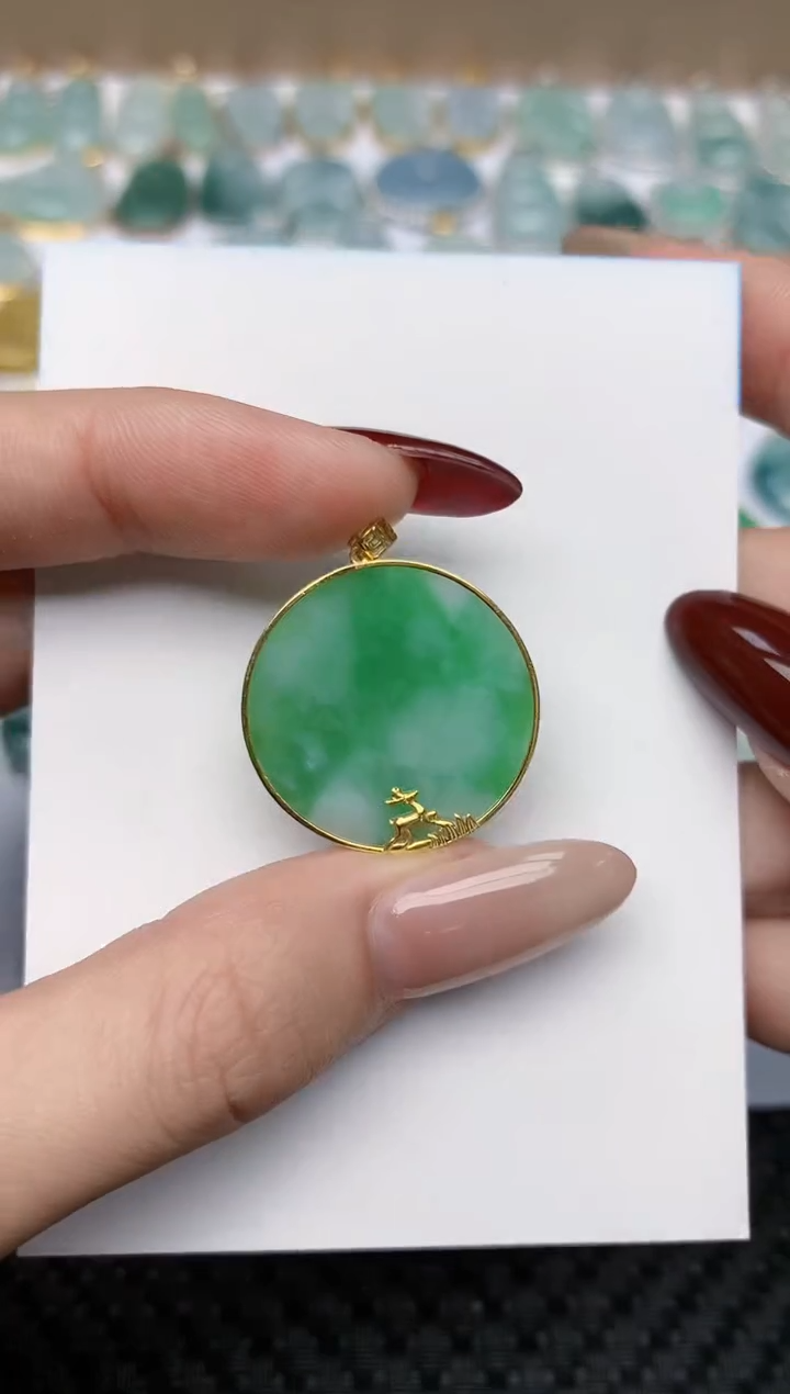 【闪购商品】翡翠颈饰18K金镶嵌天然翡翠a货