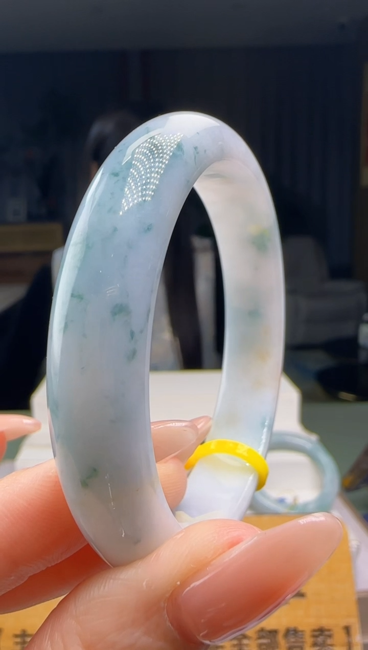 【闪购商品】翡翠手镯未镶嵌YJ@@960Q3J12322