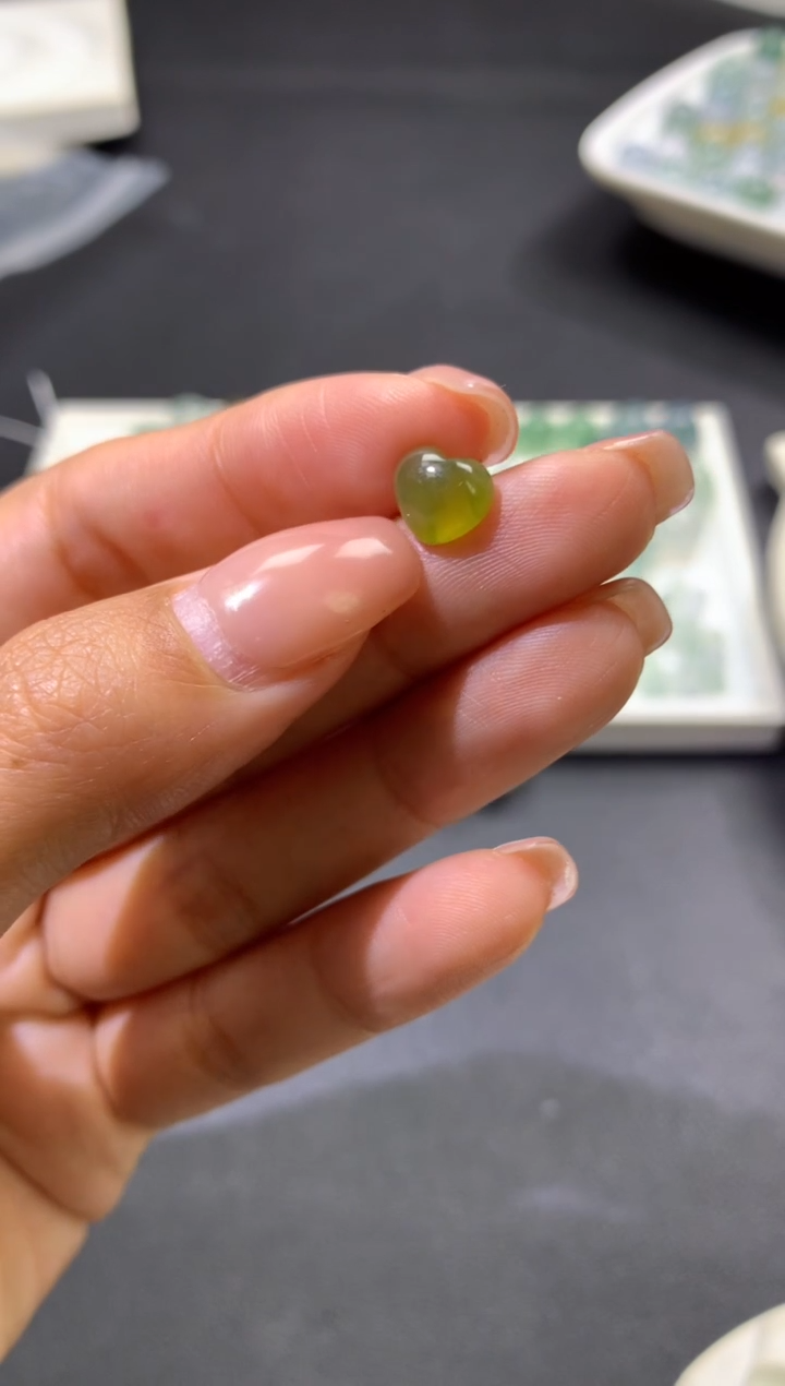 【闪购商品】定制翡翠未镶嵌心形