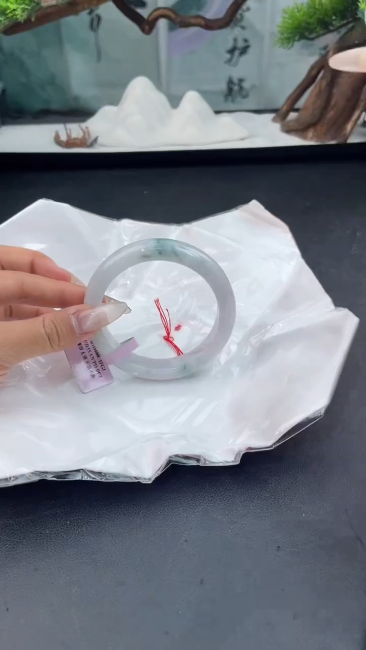 【闪购商品】翡翠手镯未镶嵌24翡翠手镯