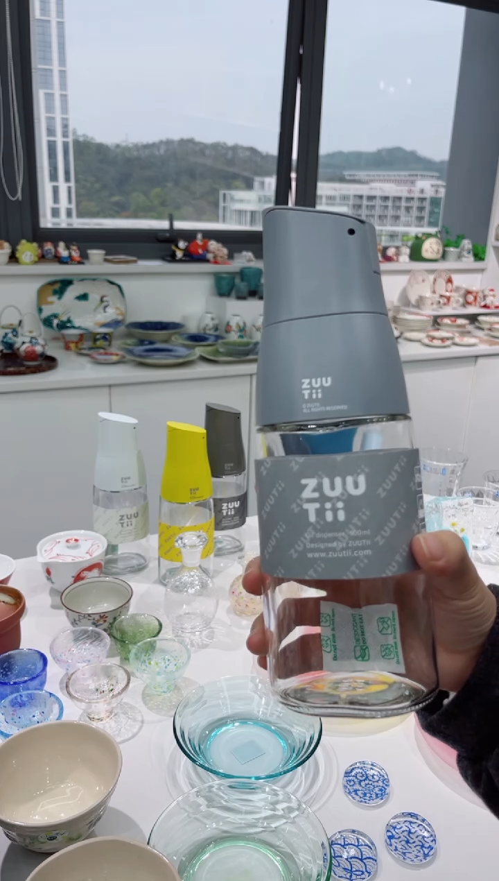 【闪购商品】瓷片重力油壶 晨雾灰500ml