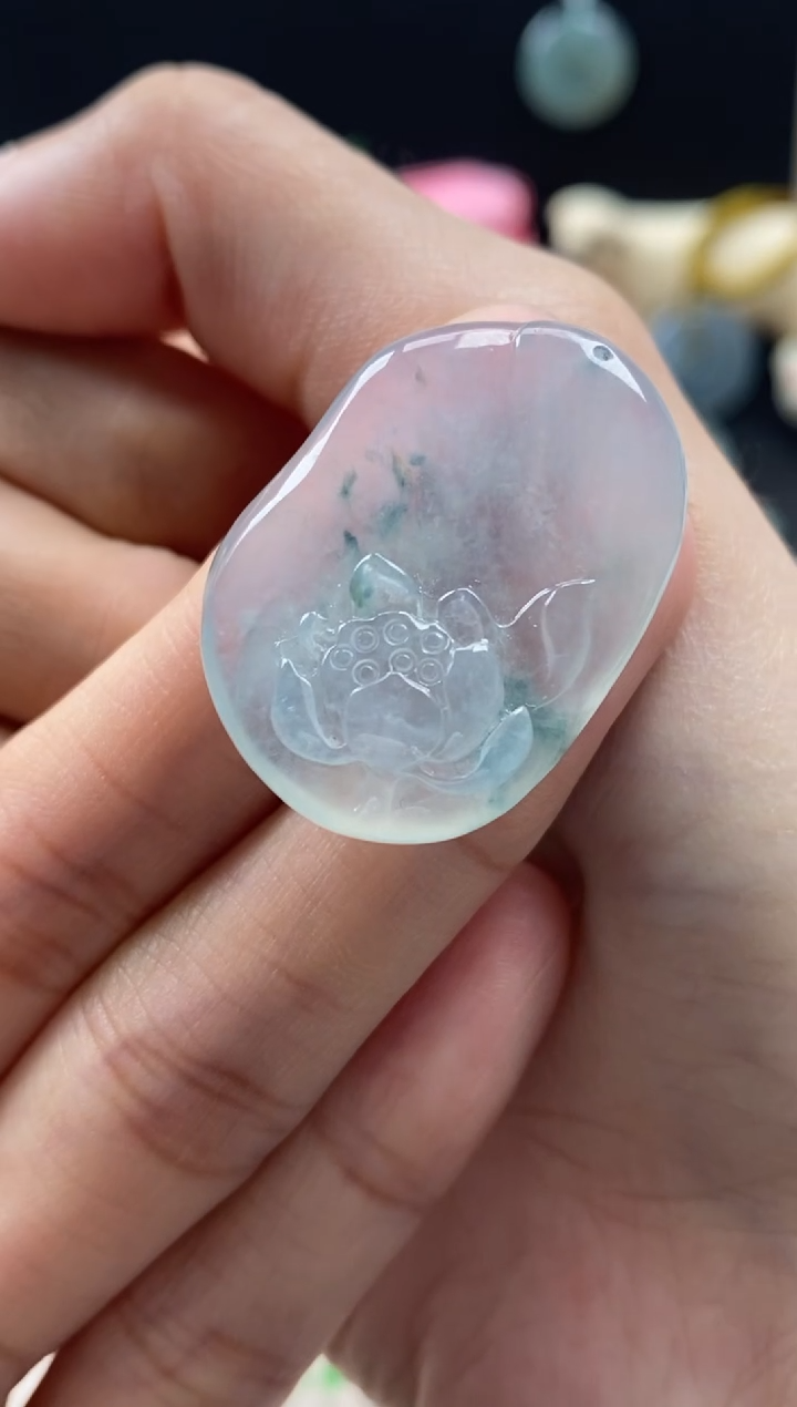 【闪购商品】翡翠颈饰未镶嵌翡翠冰种莲花牌