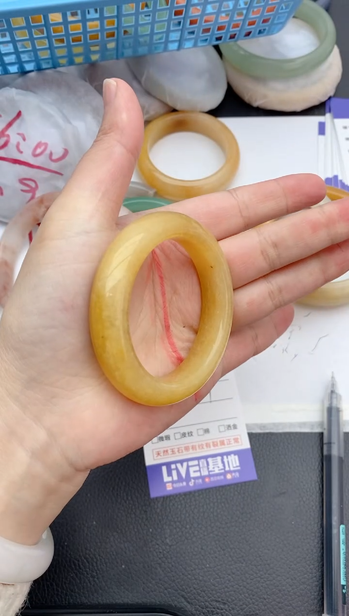 【闪购商品】石英质玉未镶嵌手镯238+49