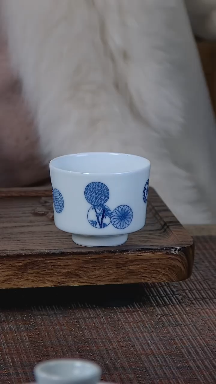 【闪购商品】折葵非器手工手绘皮球花直口杯