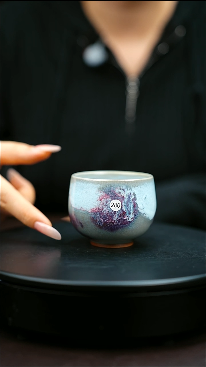 286#原矿钧瓷炉钧釉龙蛋杯