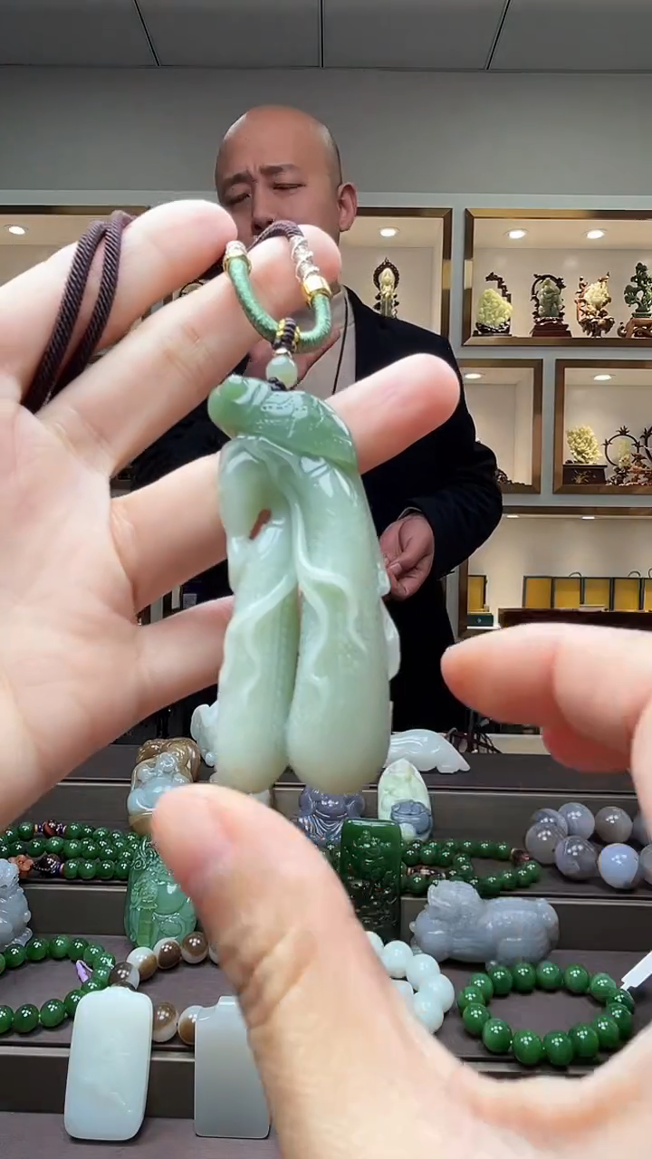 【闪购商品】和田玉颈饰未镶嵌苏