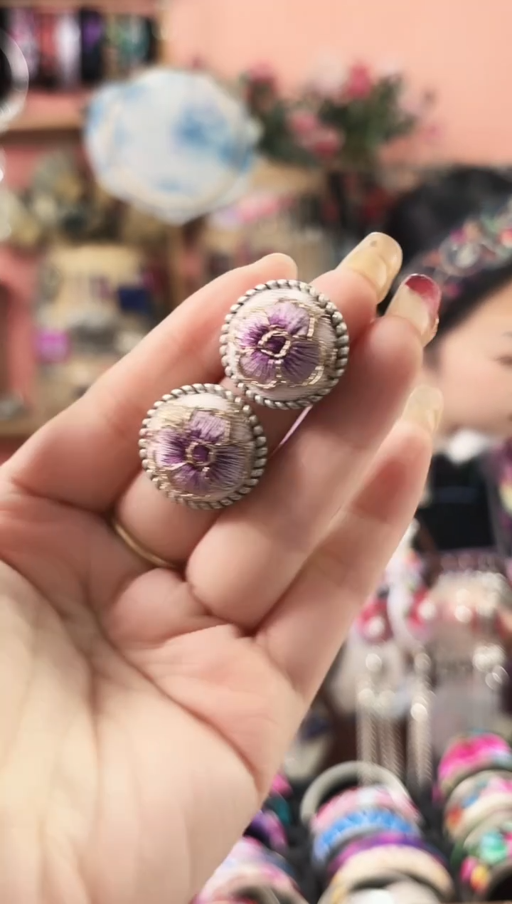 艺枝独绣手工饰品84