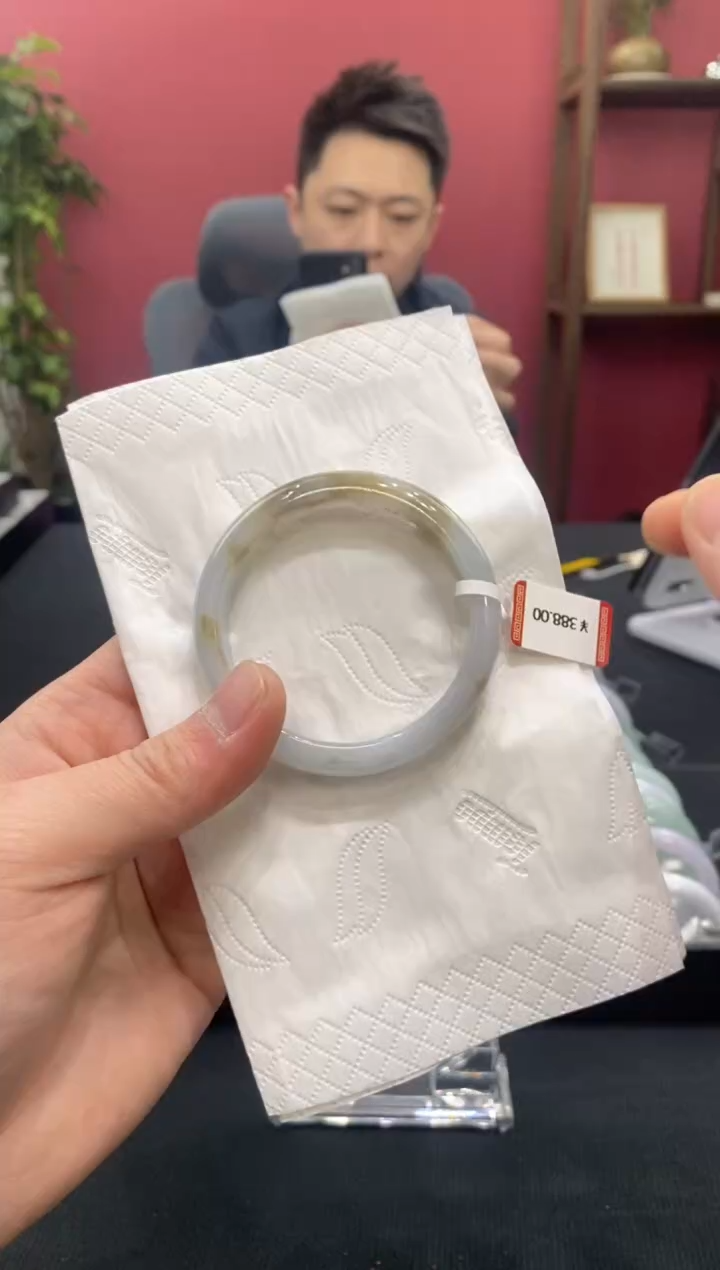 【闪购商品】翡翠手镯未镶嵌00003574