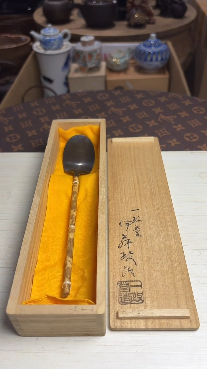 谢谢老板回流产品有磨损正常，慎拍。