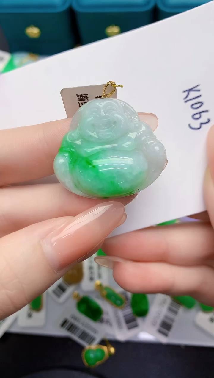 颈饰18K金镶嵌翡翠缅甸天然翡翠A货