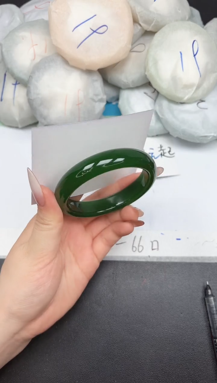 未镶嵌手镯石英质玉A115/60.4