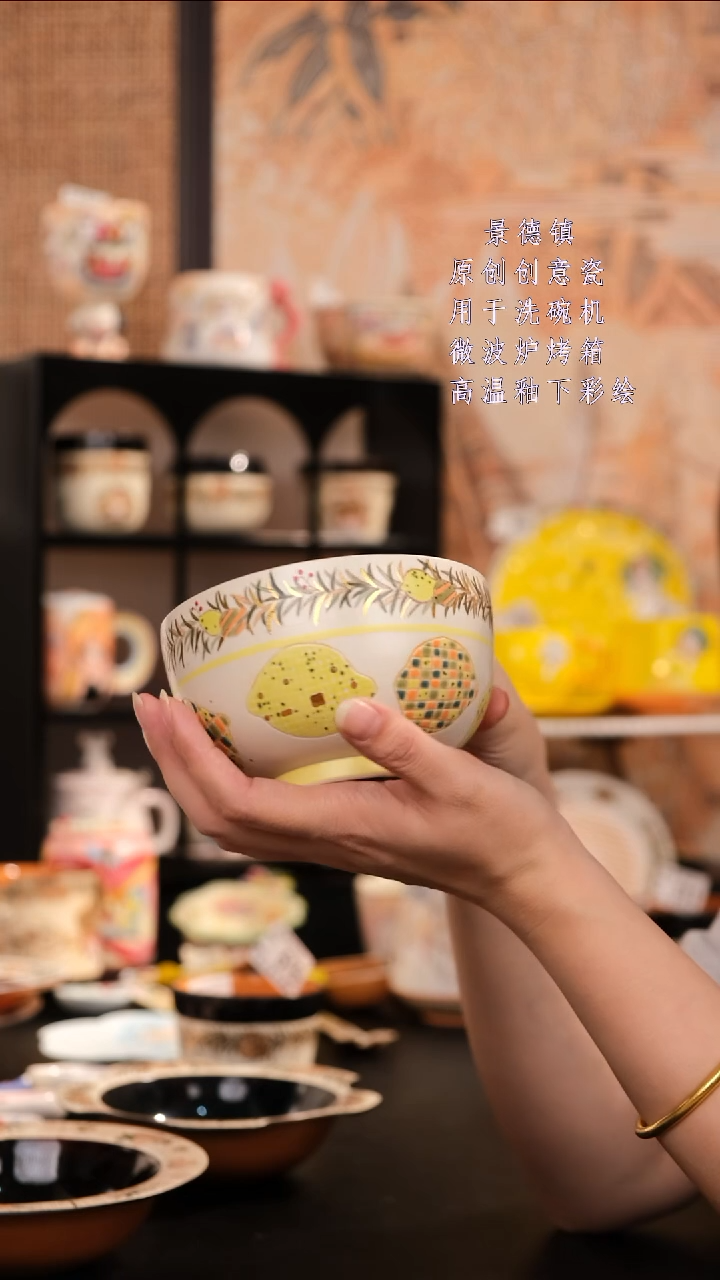 摆件景德镇手工手绘设计款