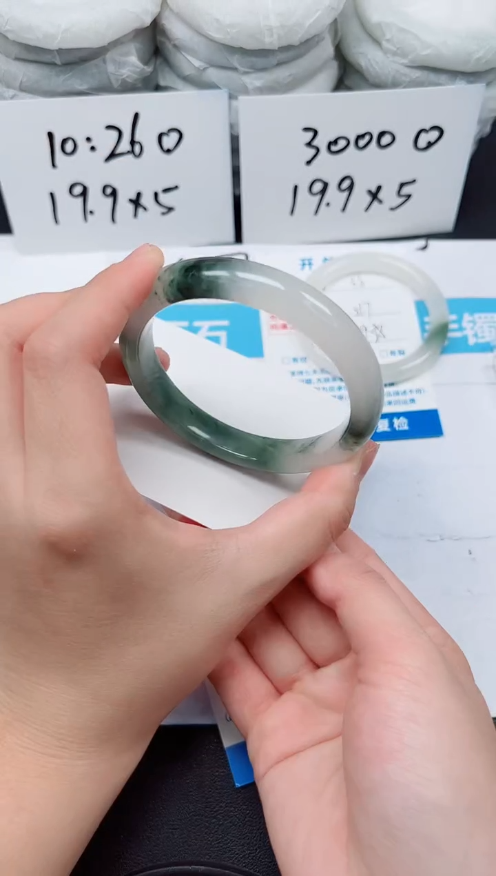 【闪购商品】石英质玉手镯未镶嵌G34-62.1