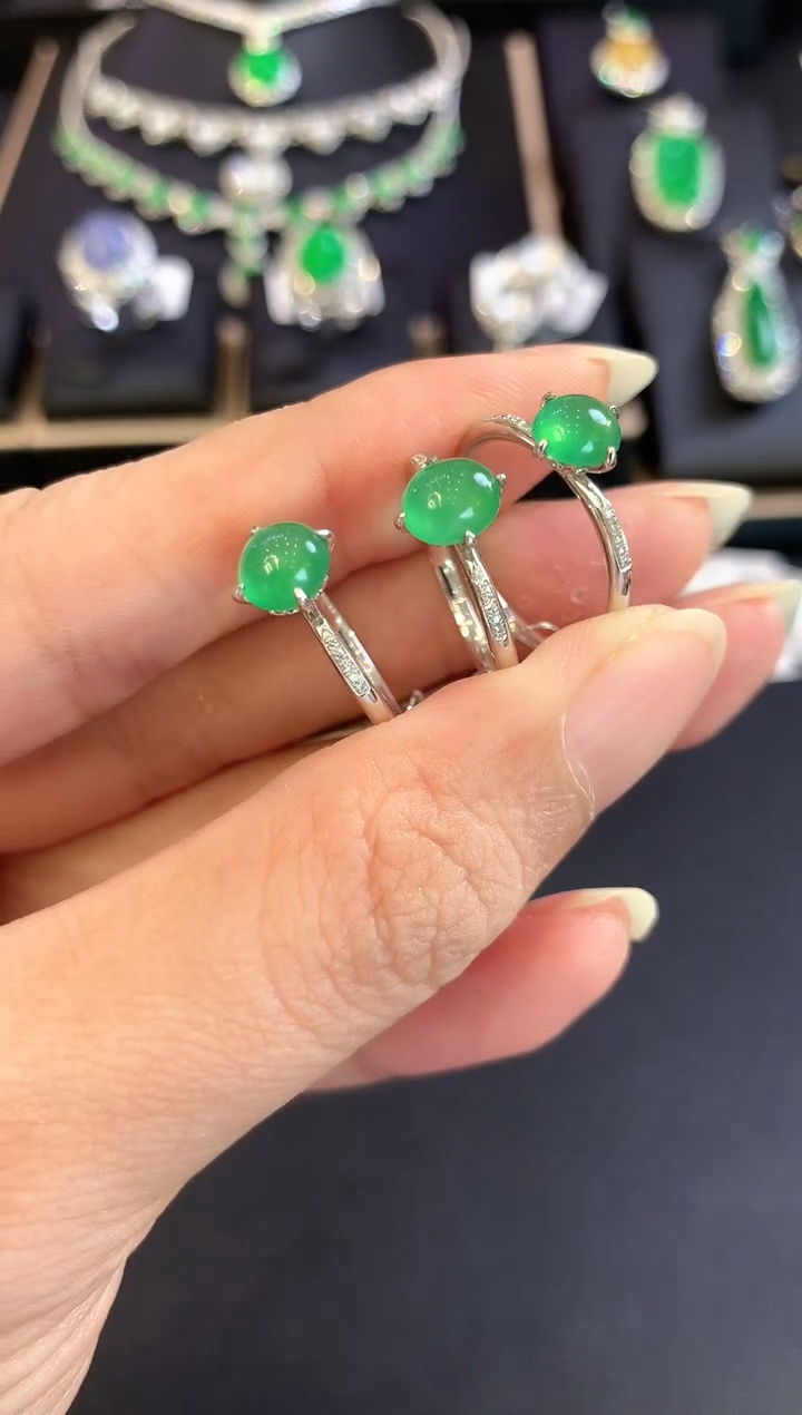 翡翠戒指18K金镶嵌m4多样性一件发货