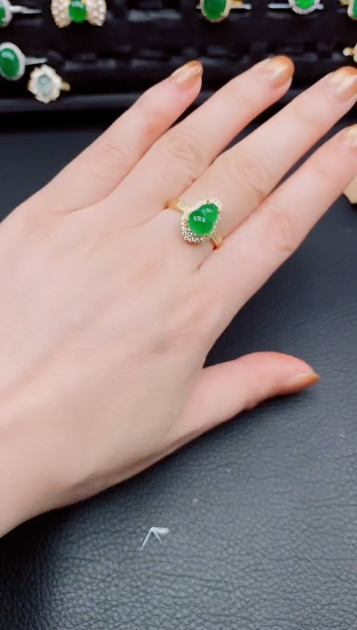 【闪购商品】翡翠戒指银S925镶嵌天然a货翡翠88