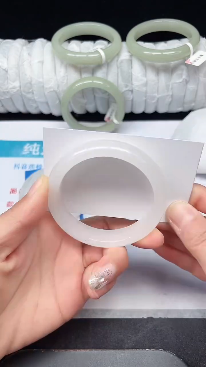 未镶嵌手镯石英质玉155-54/55