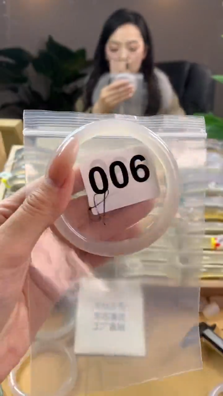 【闪购商品】玛瑙/玉髓手镯未镶嵌006