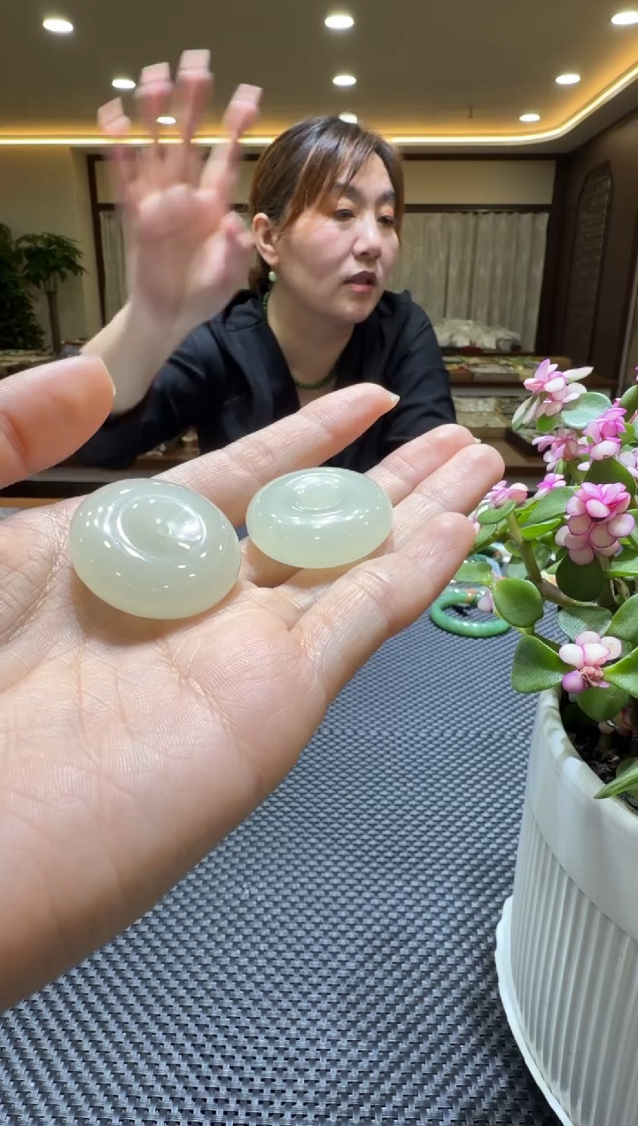 颈饰未镶嵌和田玉挂件（多样性发一件）