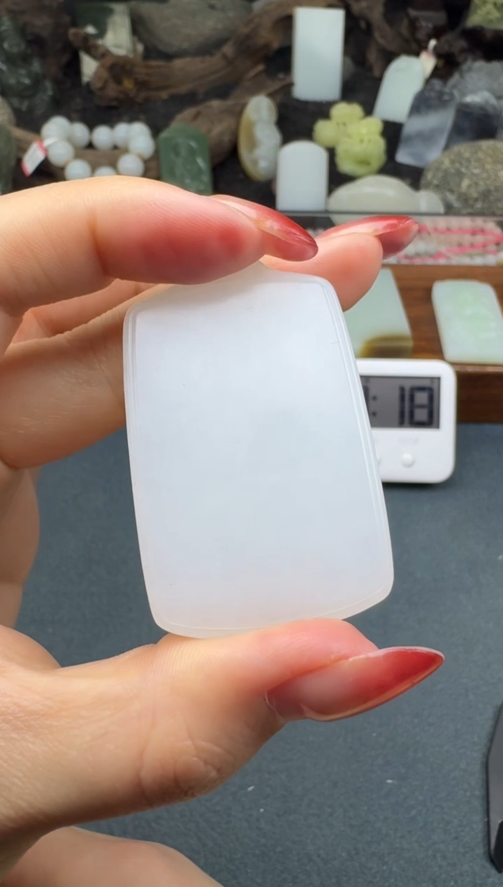 【闪购商品】和田玉未镶嵌颈饰垚垚