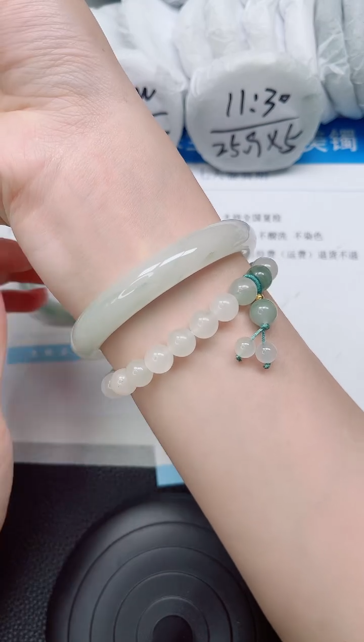 石英质玉手镯未镶嵌396-58.2
