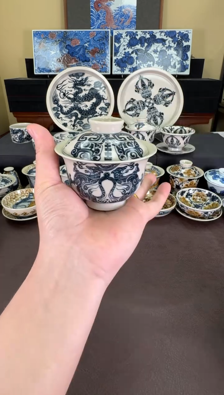 【闪购商品】二号釉虎符纹盖碗