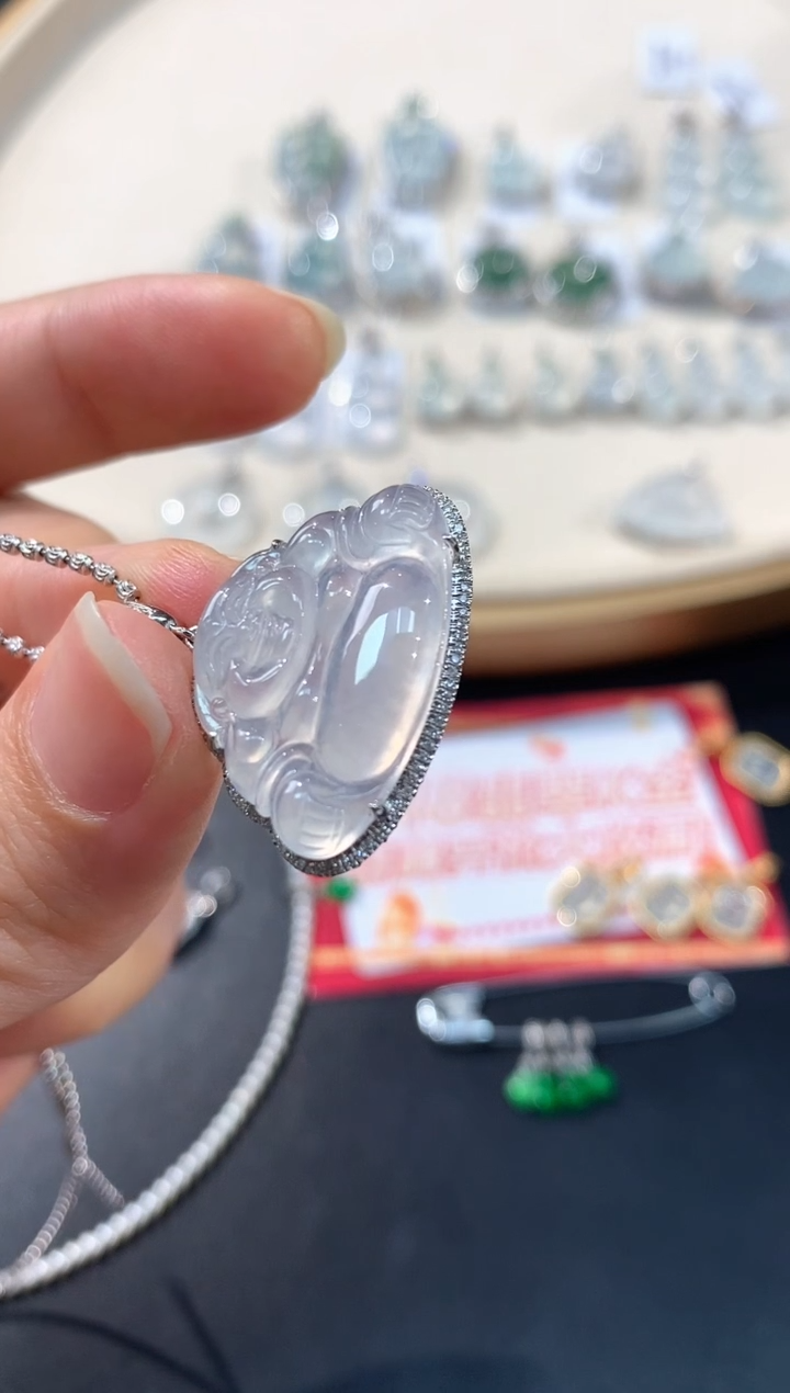 翡翠18K金镶嵌吊坠(不含链)A62|多样性发其一|3999