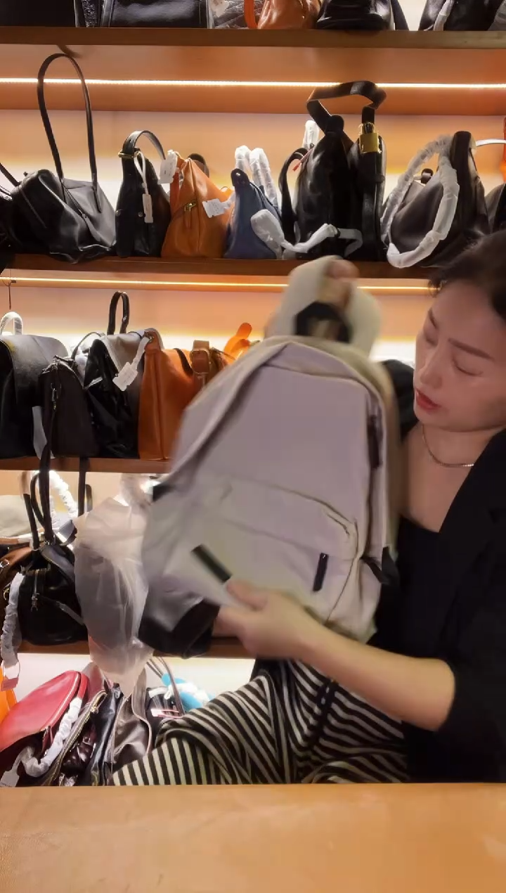 牛皮（革）高端订制时尚百搭女士手提斜跨包