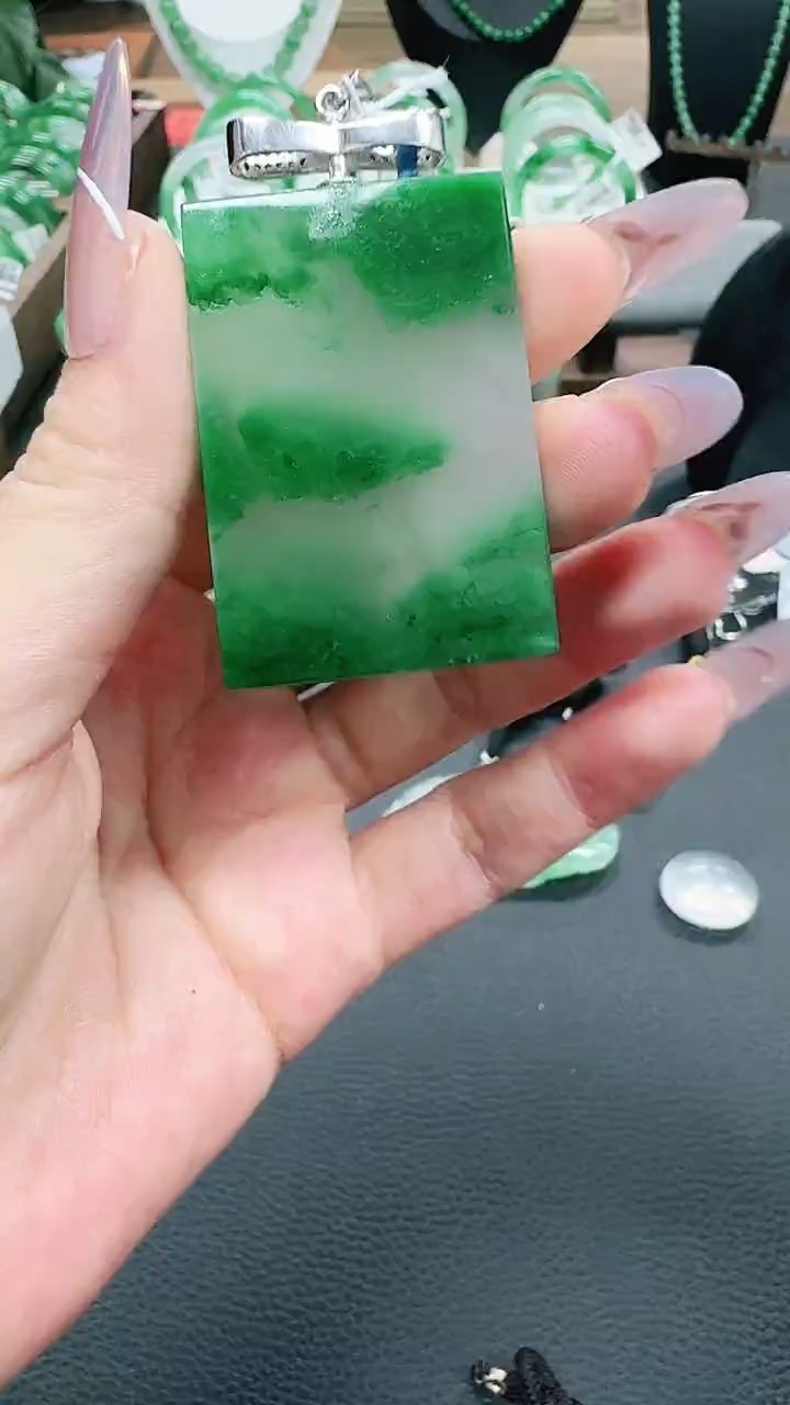 未镶嵌1石英质玉（非洲翠）/0741