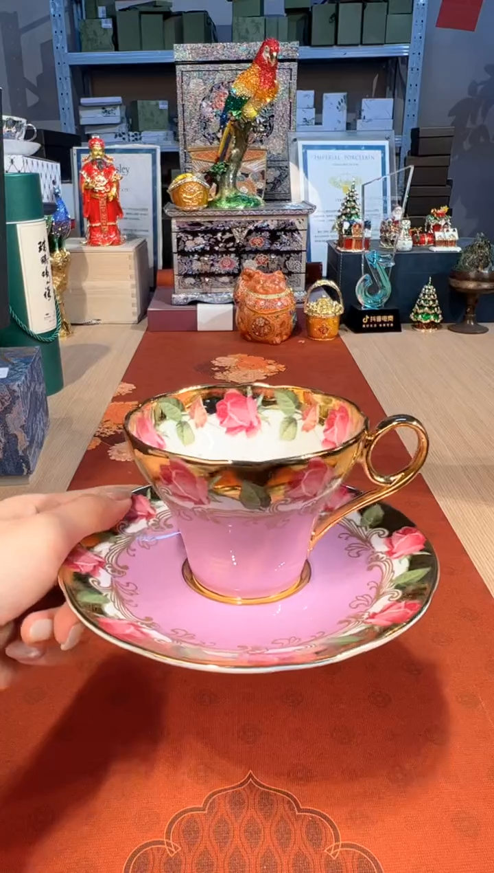 【闪购商品】杯159紫釉19朵玫瑰杯碟