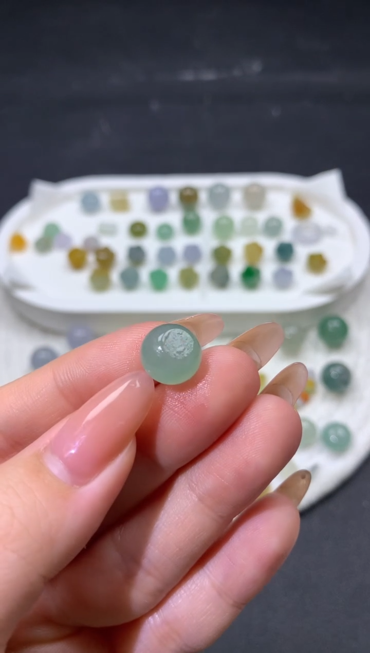 【闪购商品】定制翡翠未镶嵌珠子