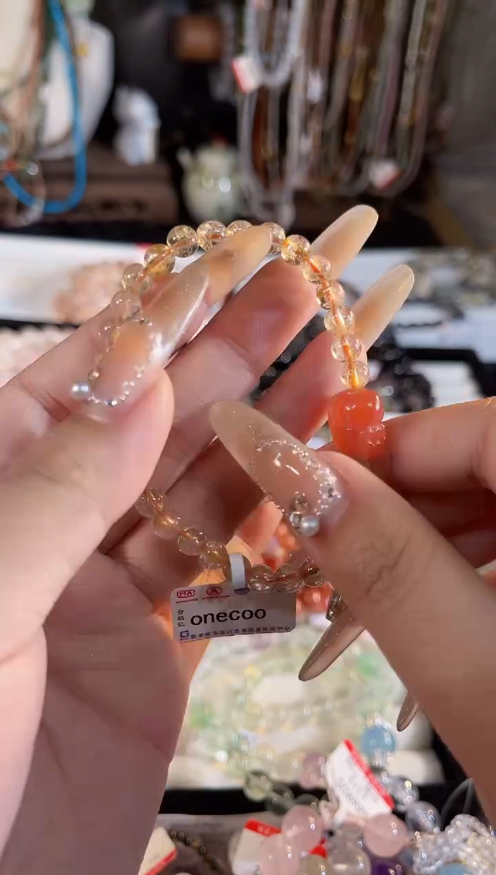 【闪购商品】水晶手链未镶嵌多样性发货其一