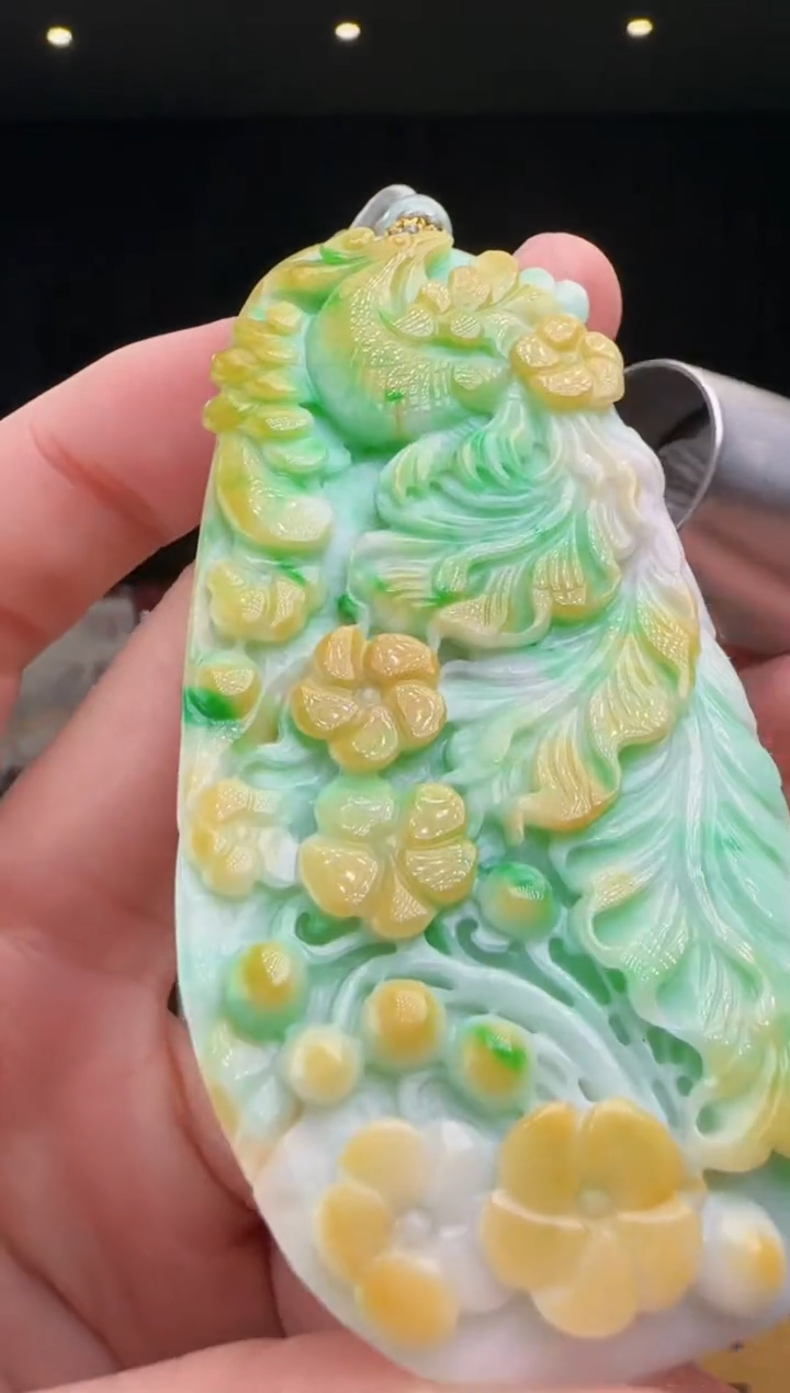 【闪购商品】翡翠吊坠(不含链)未镶嵌DY@@960Q3J14694