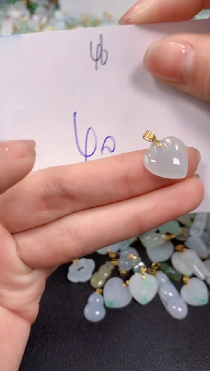 【闪购商品】翡翠颈饰18K金镶嵌 天然翡翠A货1