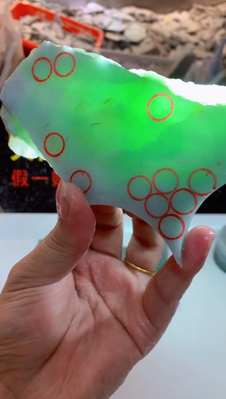 裸石翡翠0朱0翡翠珠宝640