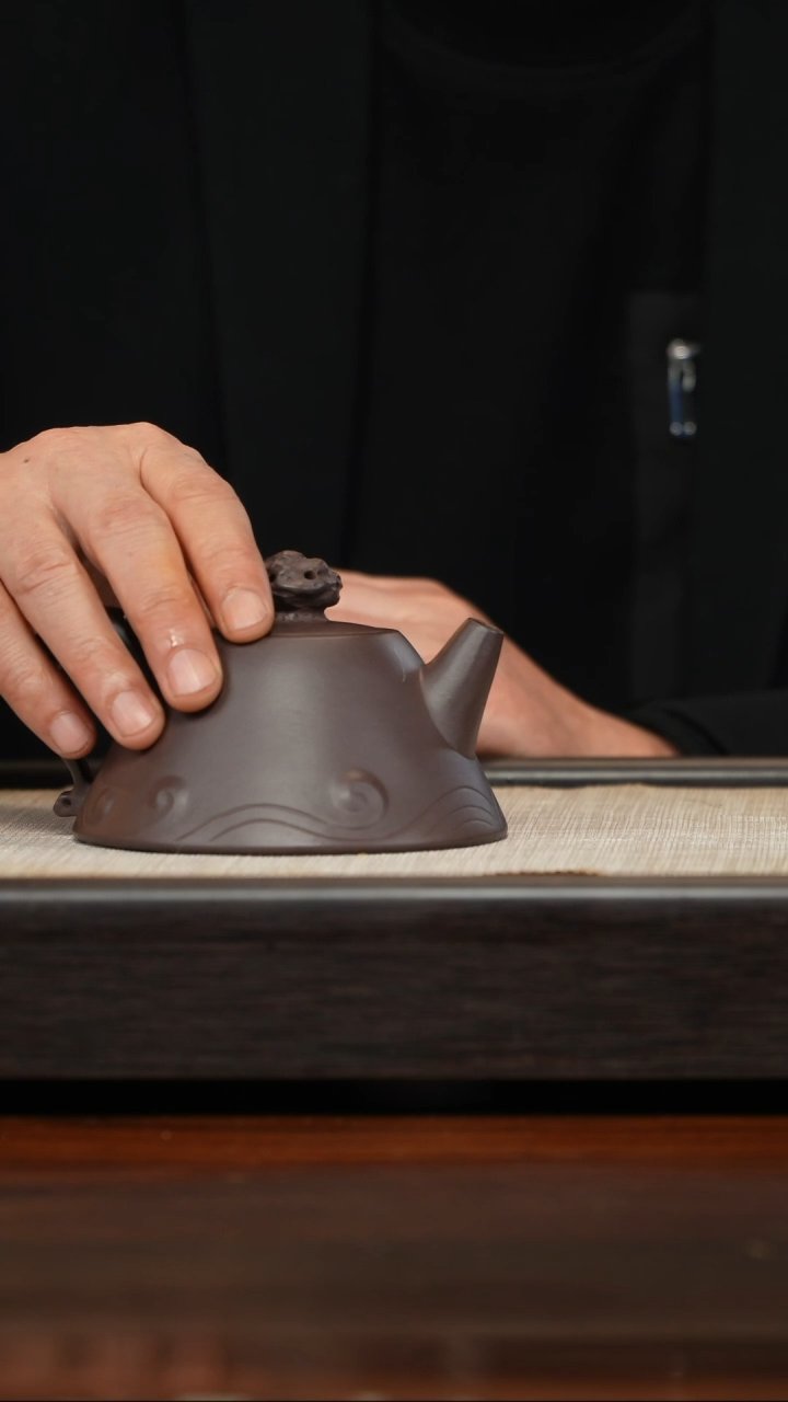 【闪购商品】紫砂茶壶四底惊涛壶无监制