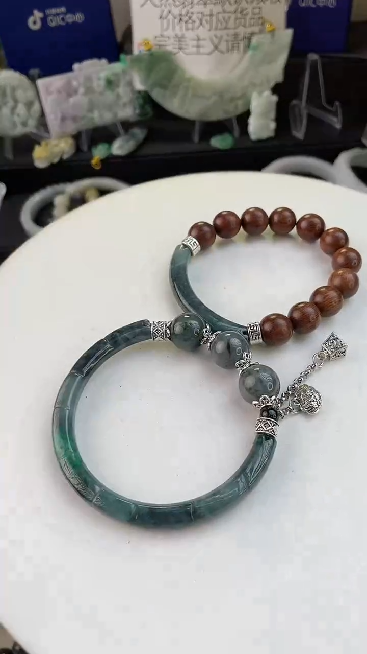 未镶嵌手链翡翠语**遥手工定制默认微瑕主播介绍为准