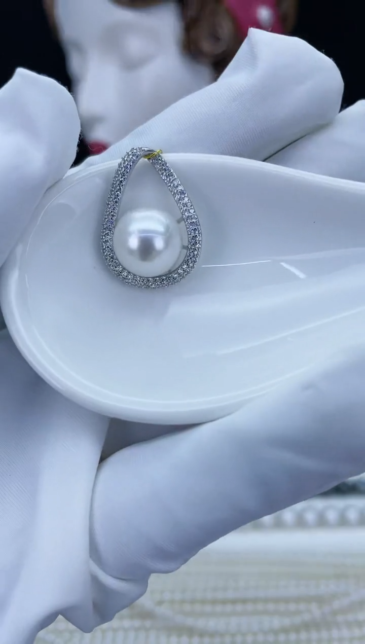 【闪购商品】海水珍珠吊坠(不含链)银S925镶嵌海水澳白吊坠11-12mm