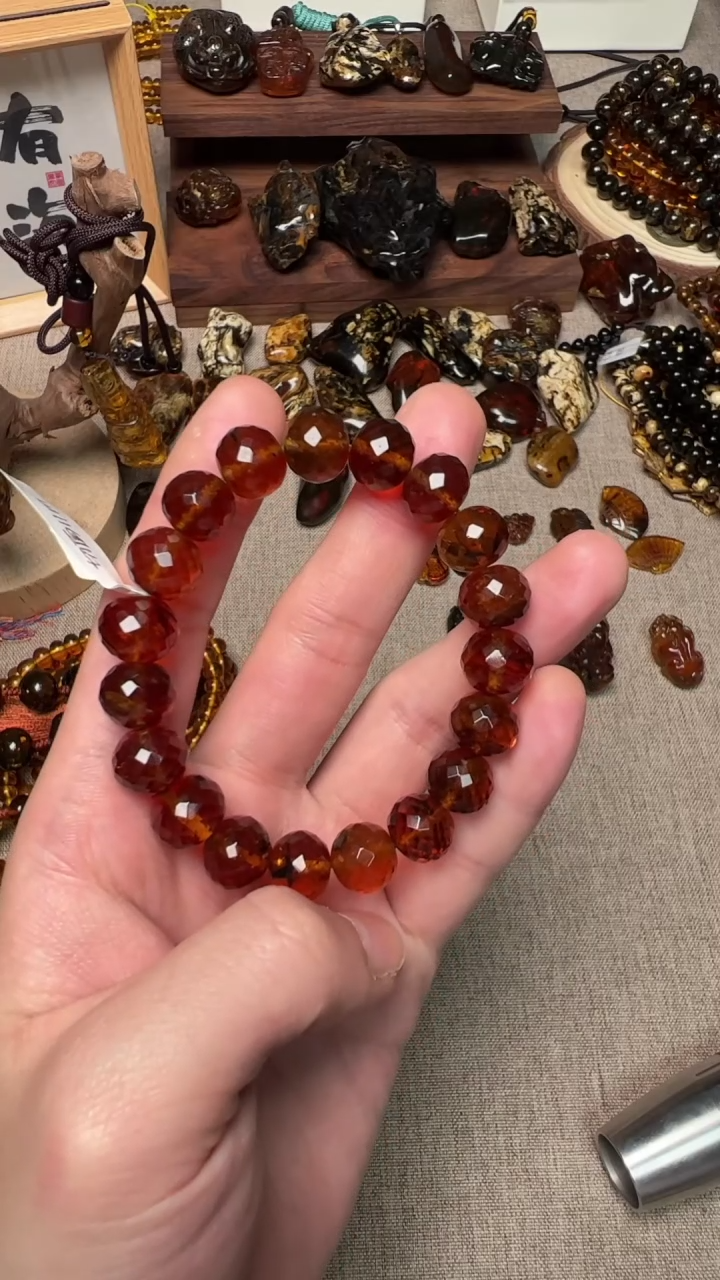【闪购商品】琥珀手串未镶嵌抚顺琥珀