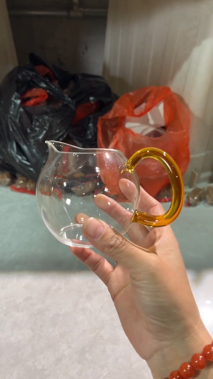 怅然公杯   黄把