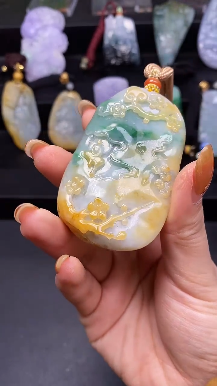 【闪购商品】翡翠颈饰未镶嵌翡翠A货一物一证